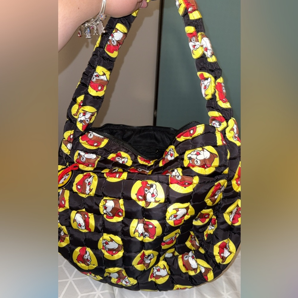 Quilted Buc-ee’s Print Shoulder Bag - Black & Yellow